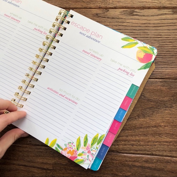 🆕 NEW Lilly Pulitzer daily agenda planner - Picture 8 of 8